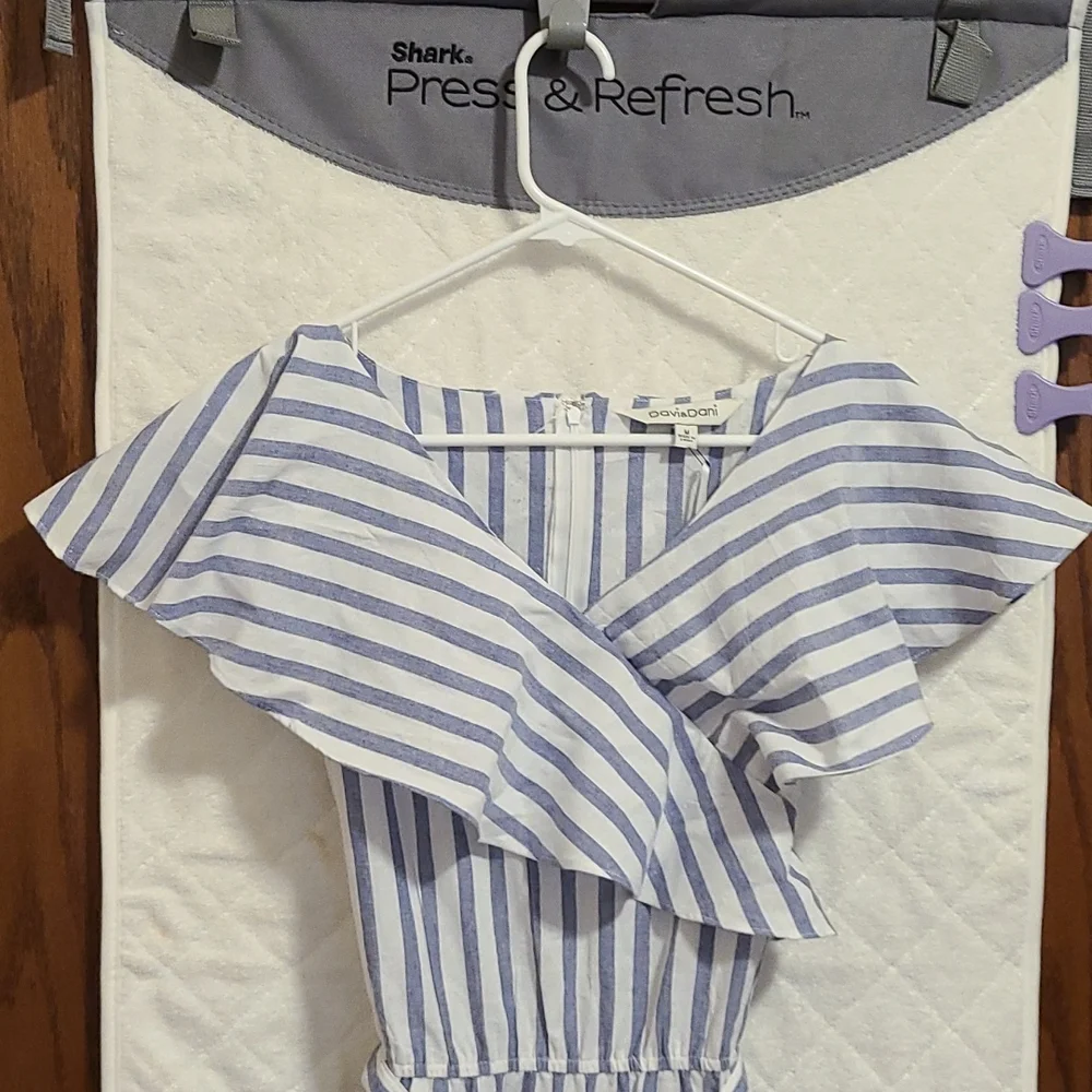NWT Size medium romper - Picture 5 of 14